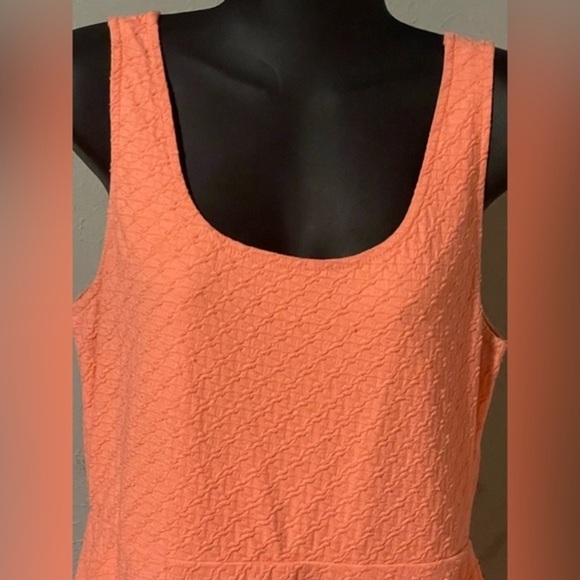 Large Mossimo pink coral color lined sleeveless A line flare stretch midi dress - Picture 2 of 14